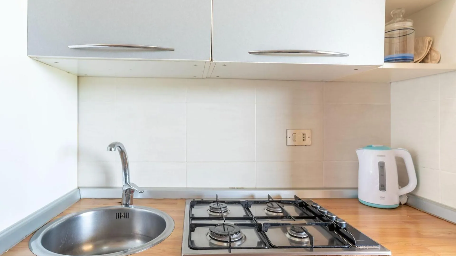 Apartment In Marinella Marinella