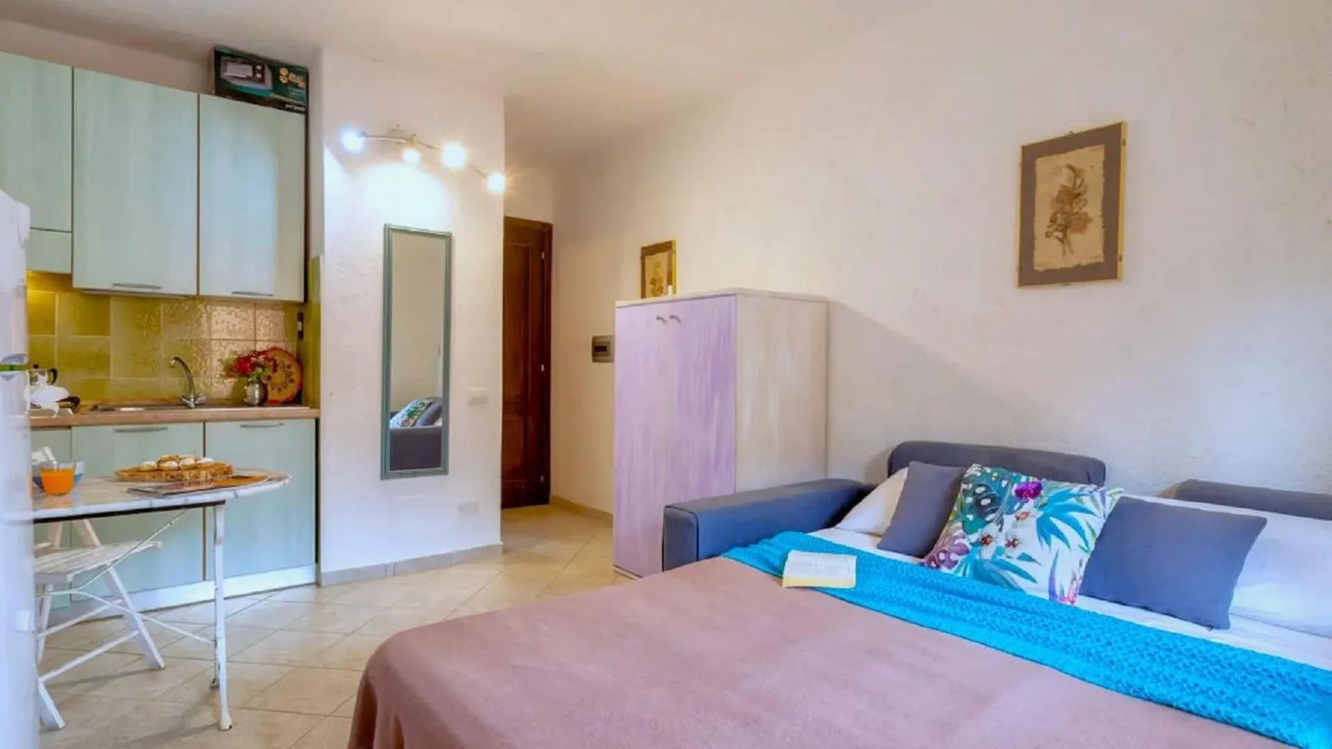 Apartment In Marinella Marinella